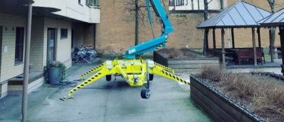 Nostopalvelu Helsinki henkilönosturilla rakennustyömaalla